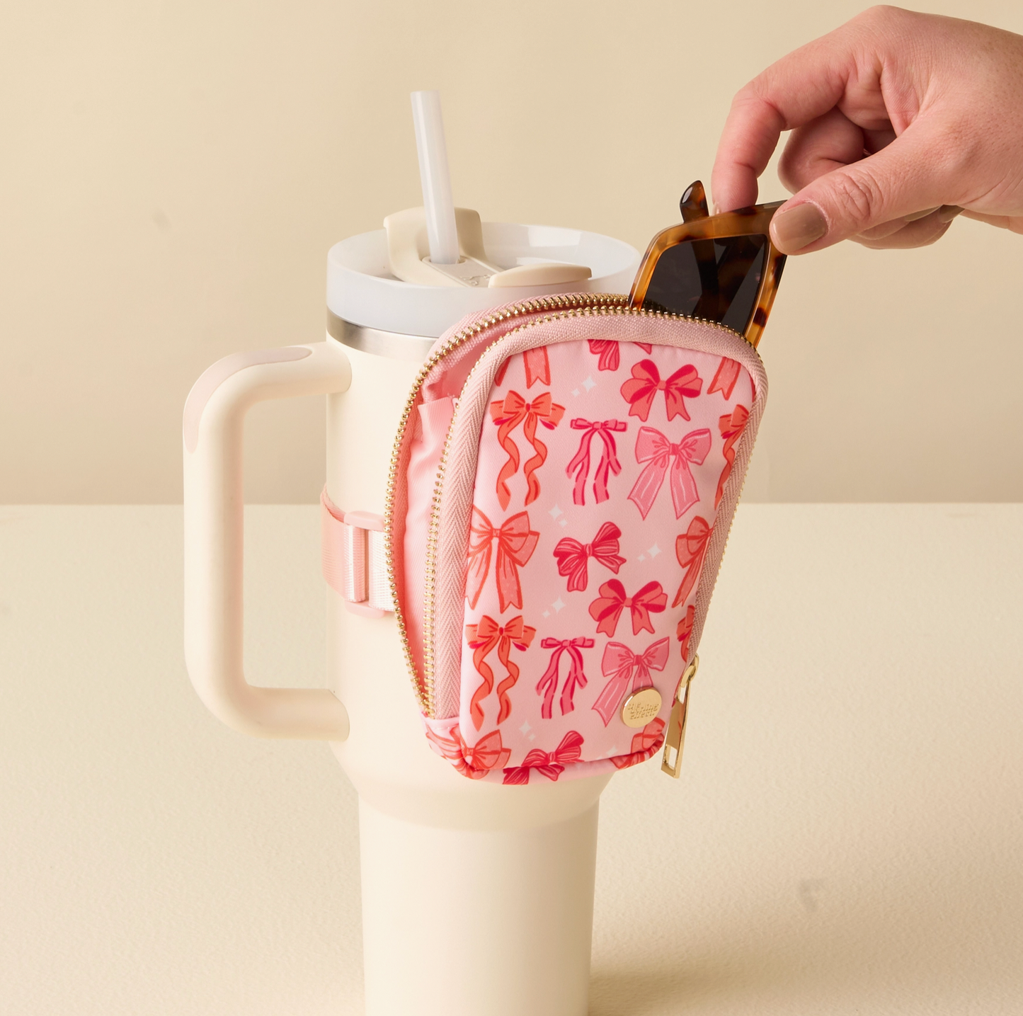 Preorder: Paisley Bow Tumbler Fanny Pack